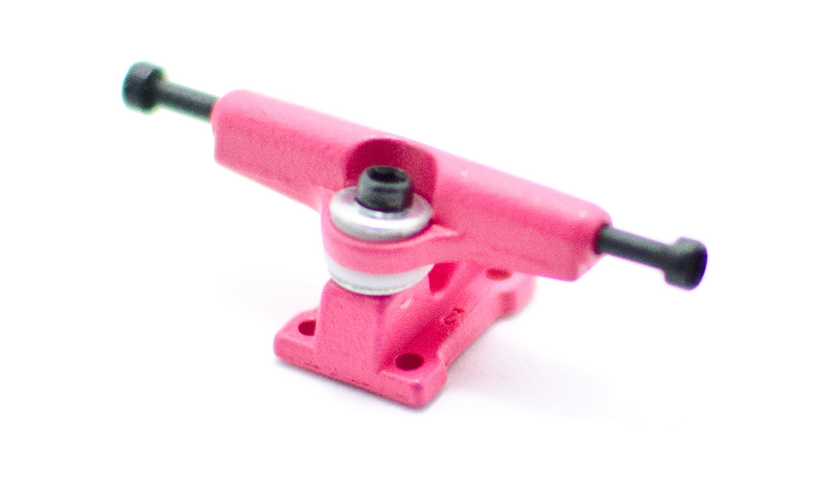 fs-trucks-hex-pink-2