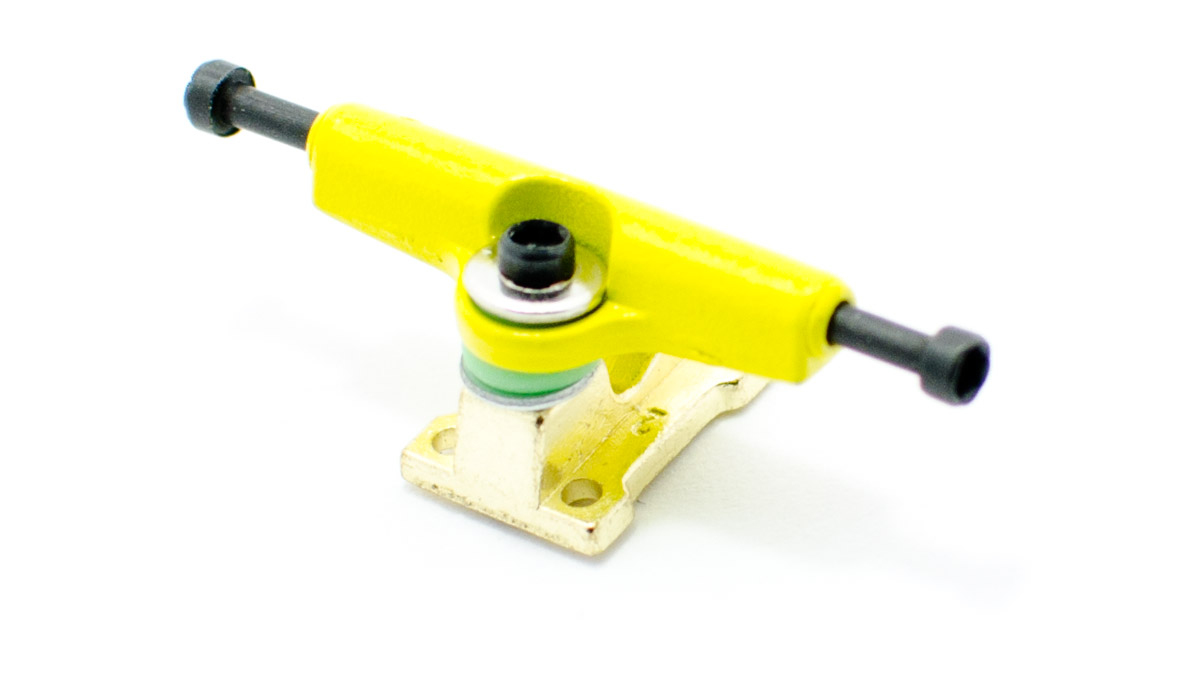 fs-trucks-hex-yellowgold-2